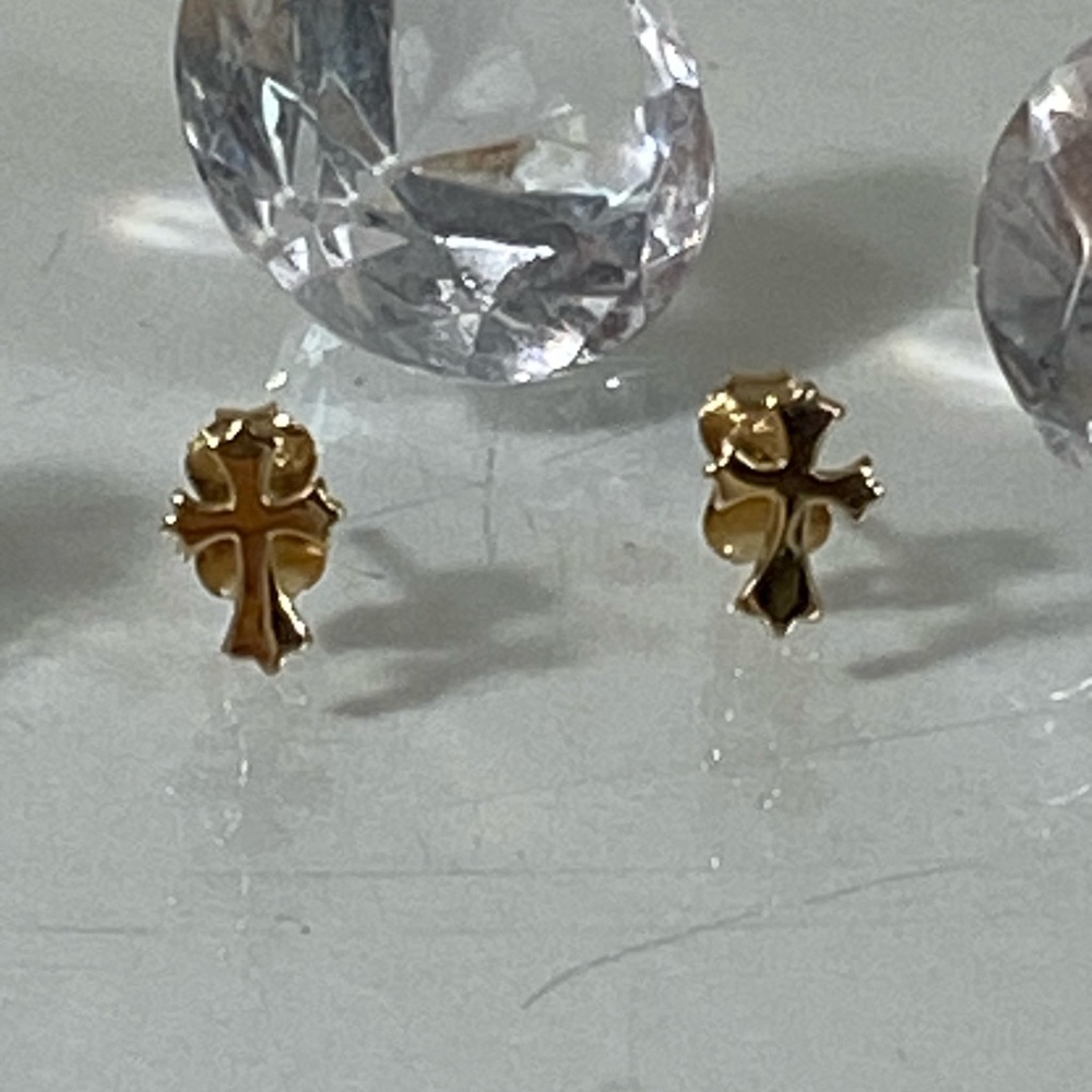 14K YELLOW GOLD cross crucifix studs ✝️ MADE IN TURKEY - Picture 5 of 15